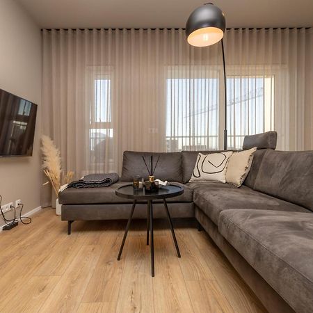 Modern Flat In Reykjavik, Ulfarsardalur Apartment Exterior photo